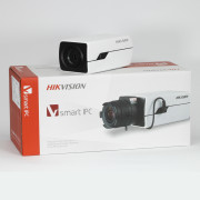 1.3 Мп IP видеокамера Hikvision DS-2CD4012FWD-A