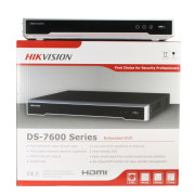 16-канальный 4K сетевой видеорегистратор Hikvision DS-7616NI-I2/16P